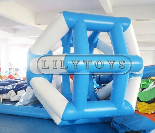 Hot Sale Sealing Inflatable Roller Water Windmill for Park